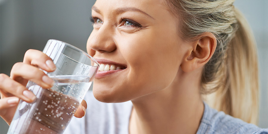How dehydration affects your eye health