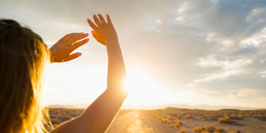 Photokeratitis: How To Prevent & Treat Sunburned Eyes