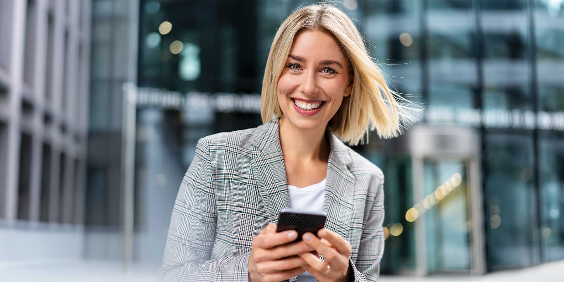 Why patient reviews matter when choosing a LASIK provider