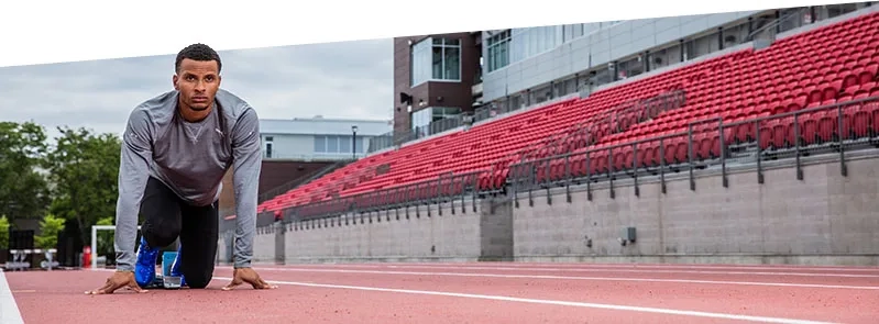 Andre De Grasse starting block